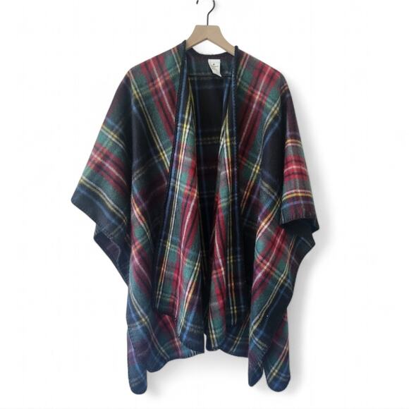 Woolrich Cozy Blanket Wrap Bristol Tartan Plaid One Size Red Green Black - Picture 3 of 4